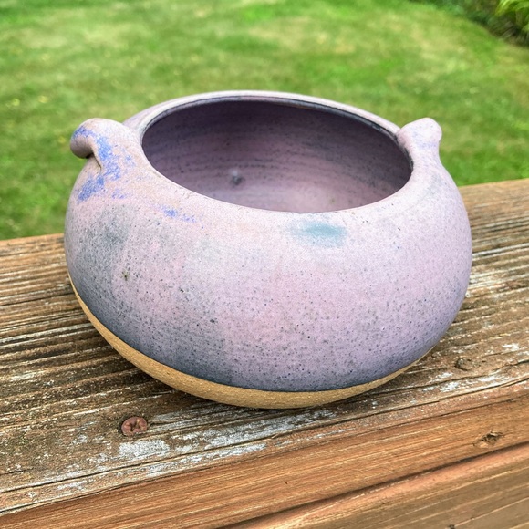 Vintage Depot Creek Pottery Quirky Handmade Artisan Pottery Hands Holding Bowl - Picture 9 of 12